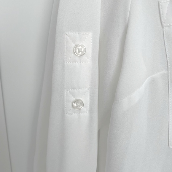 Express Pure White Button Up Blouse Size Medium - Picture 6 of 7
